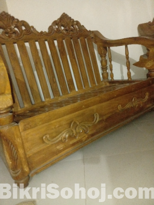 আকাশি কাঠের সোফা (ব্যবহ্নিত)